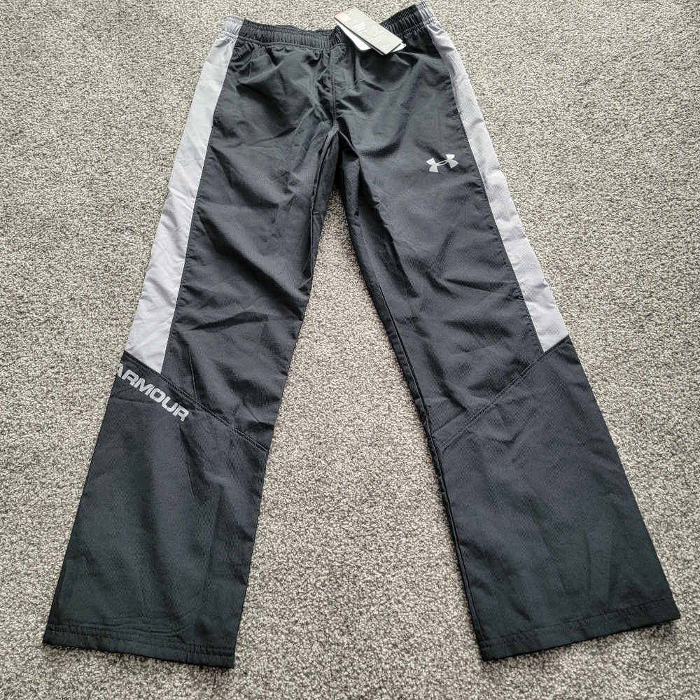 NWT! YTH UA Pants - Medium